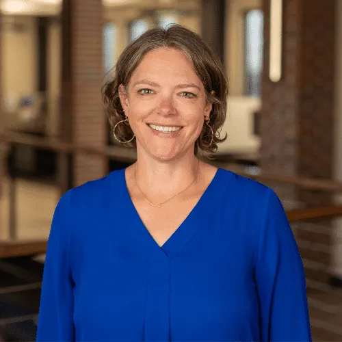 Lesley Mast | Principal